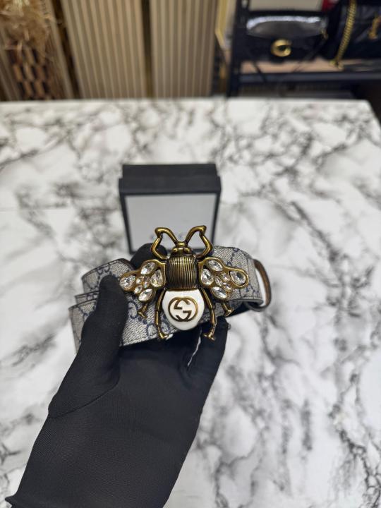 Gucc_i Queen Bee Buckle GG Monogram Leather Belt
