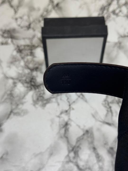 Gucc_i Queen Bee Buckle GG Monogram Leather Belt