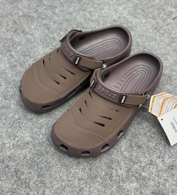 Croc  Yukon vista Brown Clog 654