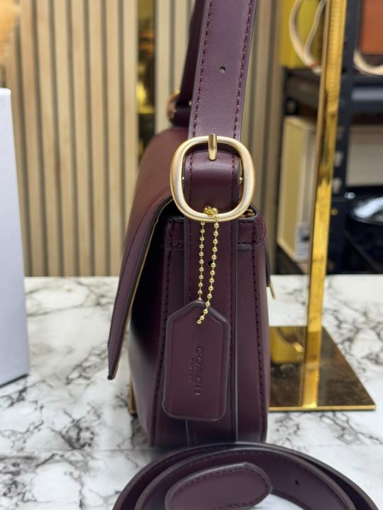 Coac_h Etta Flap Crossbody Bag With Box And Dust Bag (Wine)