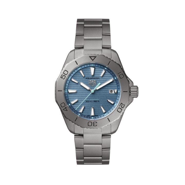 Tag_g Aquaracer Professional 200 Date Automatic Taitanum mate