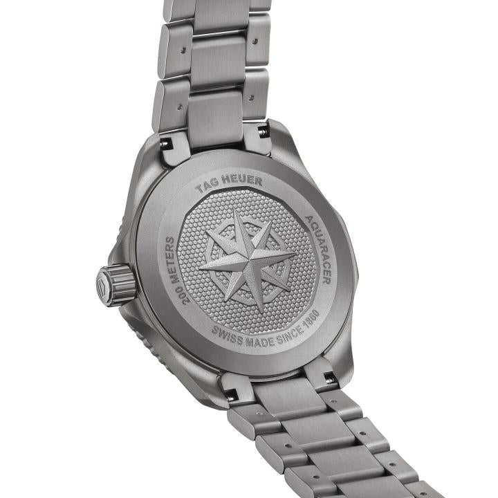 Tag_g Aquaracer Professional 200 Date Automatic Taitanum mate