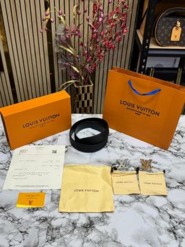LOUI_S VUITTON BELT COMBO PREMIUM QUALITY WITH OG BOX AND CARRY BAG (LV-7)
