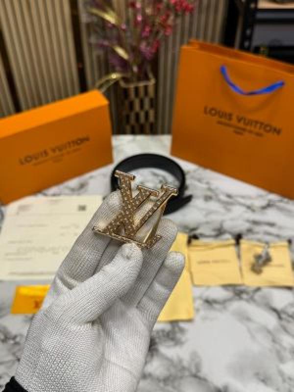 LOUI_S VUITTON BELT COMBO PREMIUM QUALITY WITH OG BOX AND CARRY BAG (LV-7)