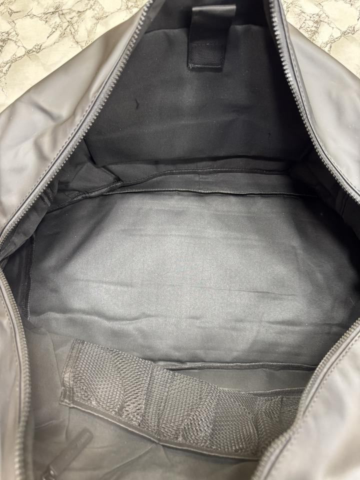 Emporio Arma_i Signature Black Weekender Duffle Bag (A16007)