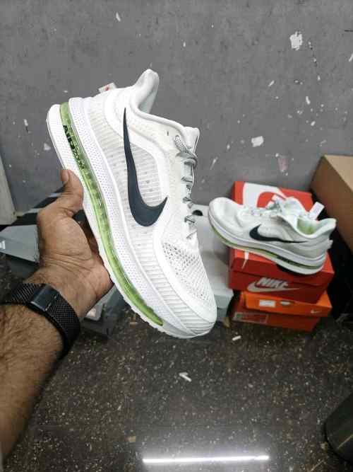Nikee Air Zoom Pegasus Premium Running