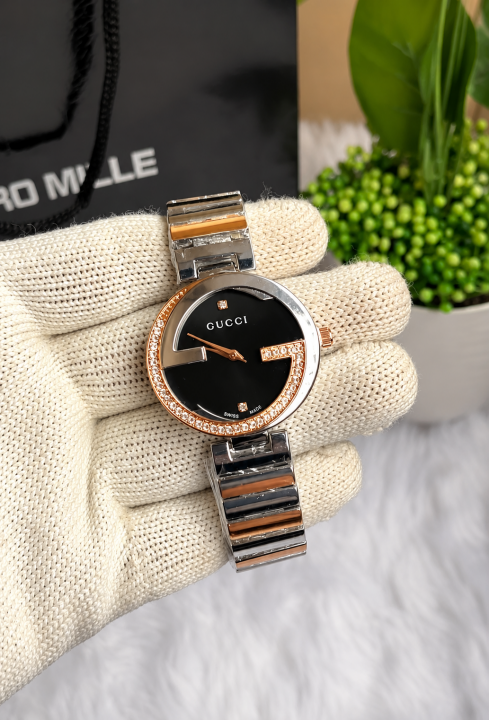 Gucc Women Two Tone Black Dial AT449