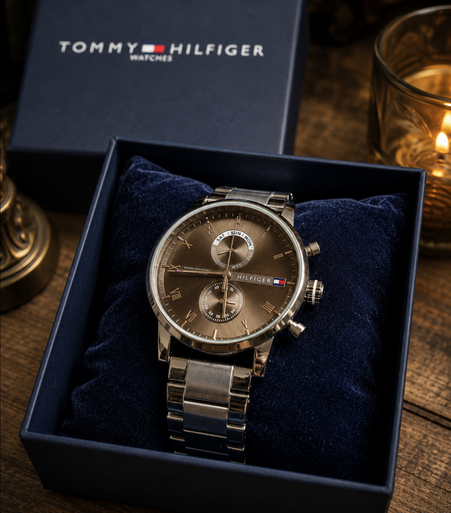 Tomm y hilfiger silver black chronograph working 122