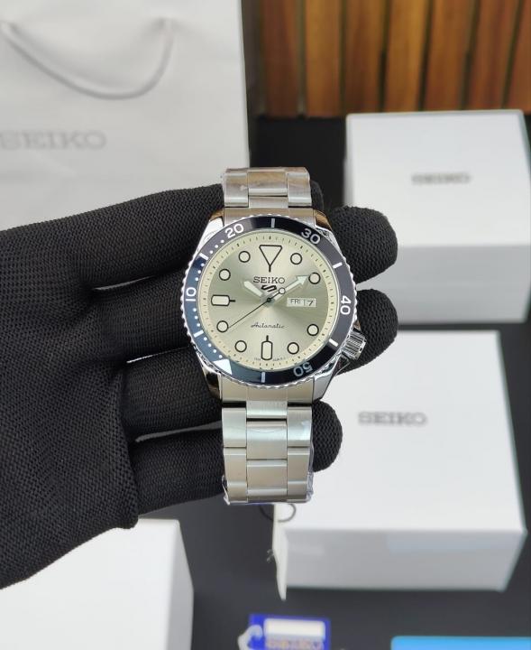 SEIKO WATCH M-711