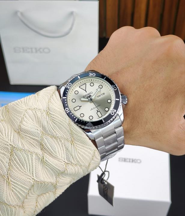 SEIKO WATCH M-711