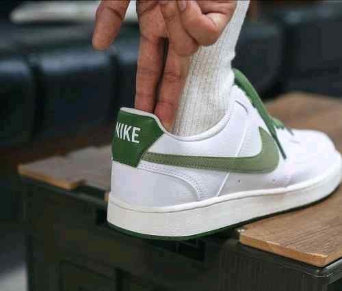 Nikee Court Vision 1 Oil Green