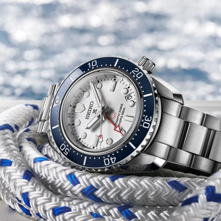 Seik o Prospex GMT White Blue W426