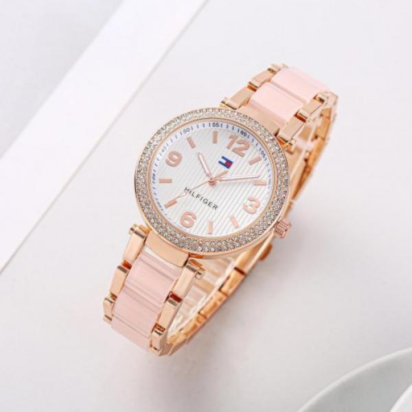TOMM Y HILFIGER ANALOG LADY 613