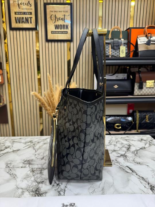 Coac_h City Tote Signature Canvas Tote Bag Including Pouch And Dust Bag (Black) (8020)