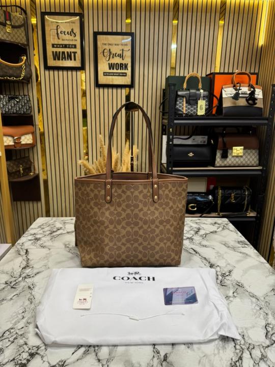 Coac_h City Tote Signature Canvas Tote Bag Including Pouch And Dust Bag (Apricot) (8020)