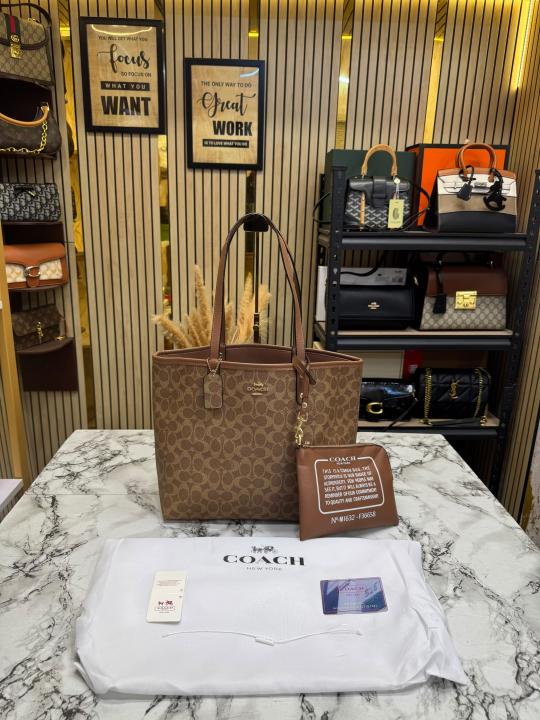 Coac_h City Tote Signature Canvas Tote Bag Including Pouch And Dust Bag (Apricot) (8020)