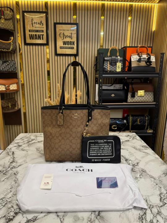Coac_h City Tote Signature Canvas Tote Bag Including Pouch And Dust Bag (Khaki) (8020)