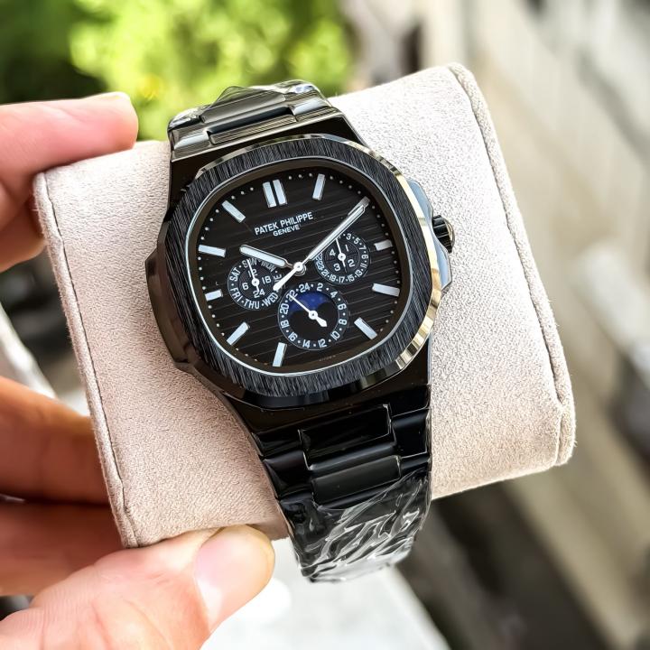 PATEK_PHILLIPE NAUTILUS CALENDAR WATCH