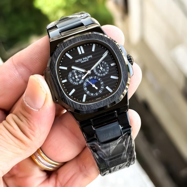 PATEK_PHILLIPE NAUTILUS CALENDAR WATCH