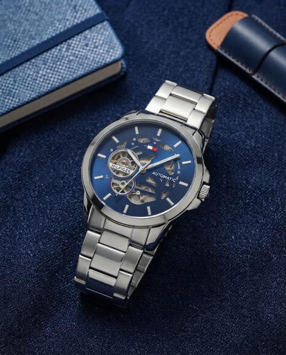 Tommmy Hilfige_r skeleton automatic