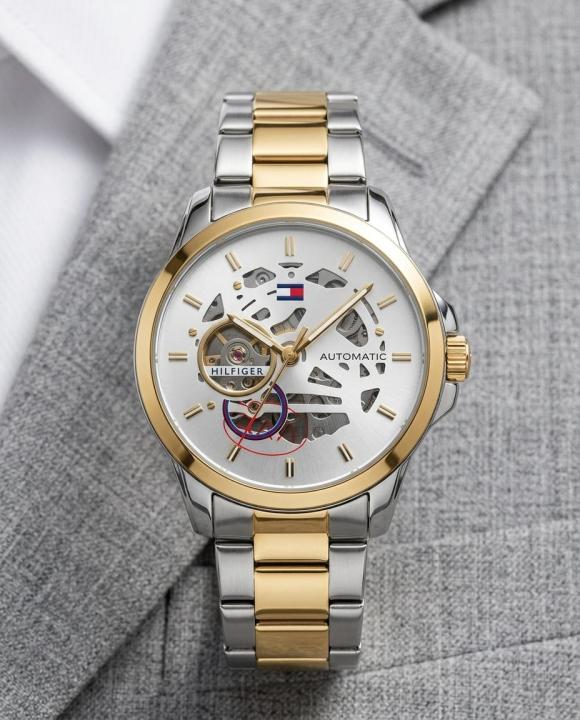 Tommmy Hilfige_r skeleton automatic