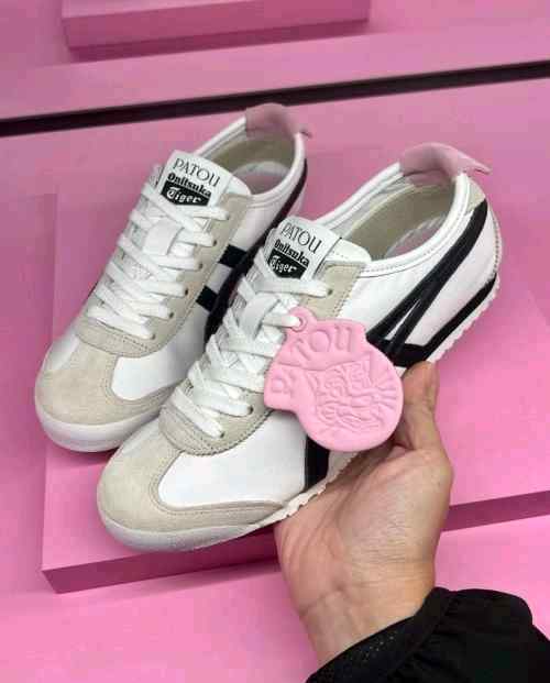 Patou X Onitsukaa Tiger Mexico 66 WHITEBLACK for her