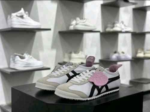 Patou X Onitsukaa Tiger Mexico 66 WHITEBLACK for her