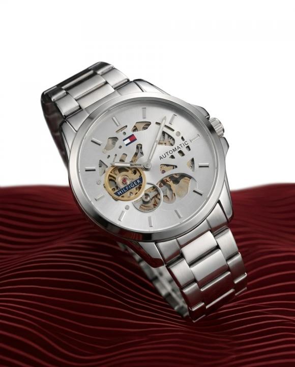 Tommmy Hilfige_r skeleton automatic