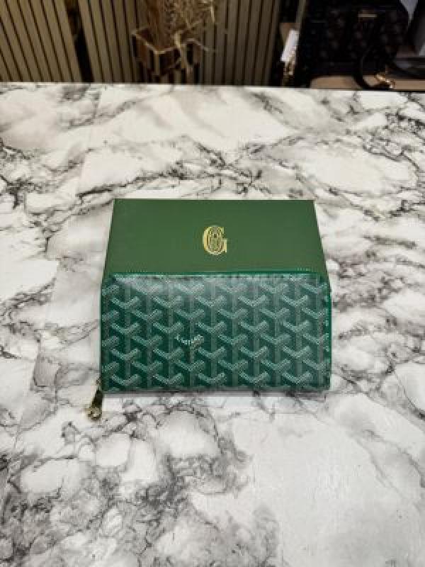 Goyar_d Matignon GM Signature Chevron Long Wallet With Box (Green) (AAA60017)
