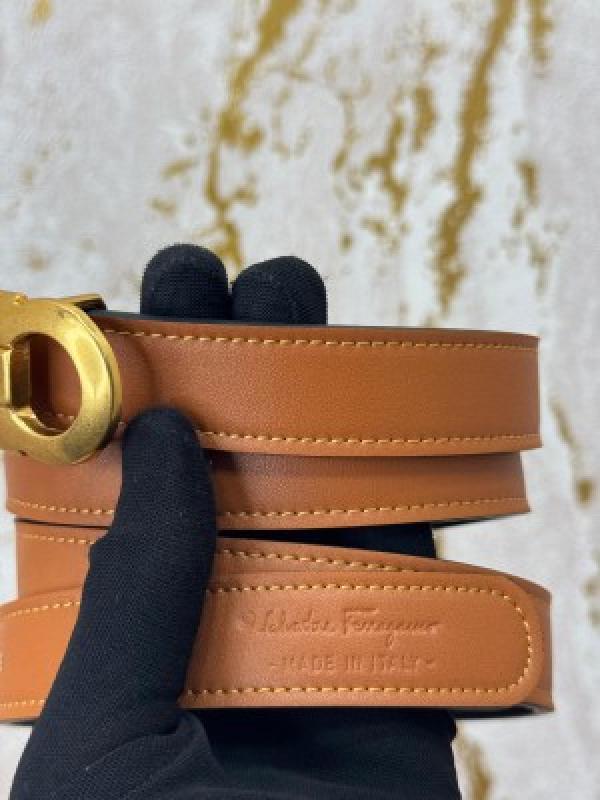 Salvator.e_ferragamo_premium_belt_with_box_and_dustybag_(f42-tan)