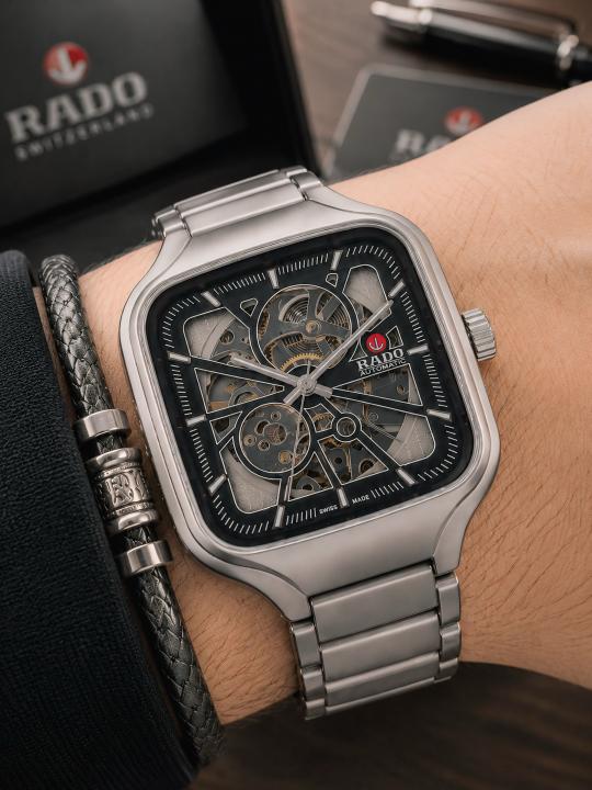Rad_o True Square Open Heart Automatic Back Open Collection