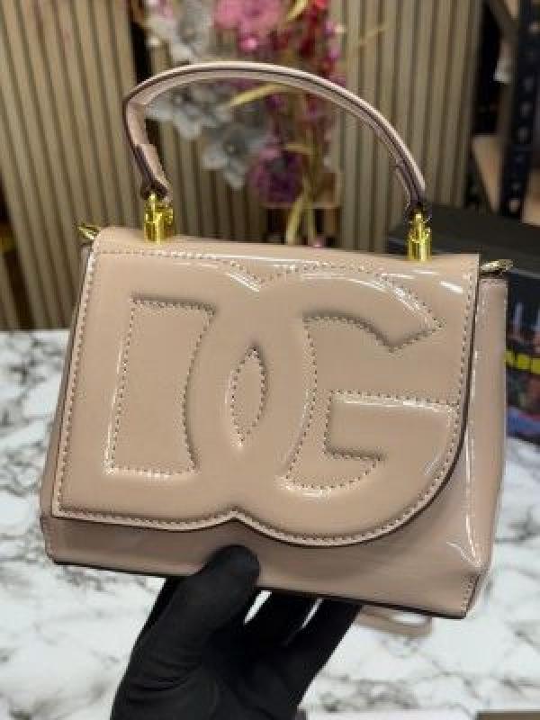 dolc_e gabban lacquered bag mini DG Logo (Cream)