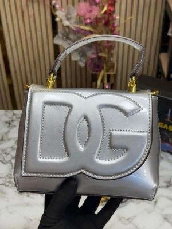 Dolc_e_&_Gabbana_lacquered_bag_mini_DG Logo_(Silver)