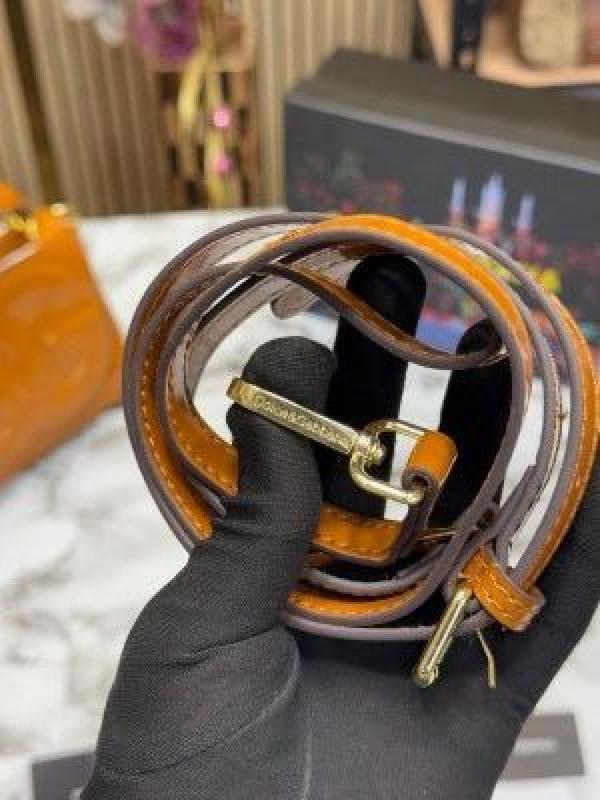 Dolc_e_&_gabbana_lacquered_bag_mini_dg logo_(brown)