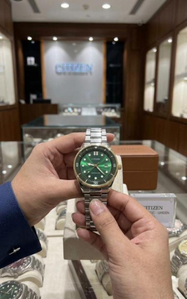 CITIZE N NJ0196-80x STAINLESS STEEL QUARTZ 308