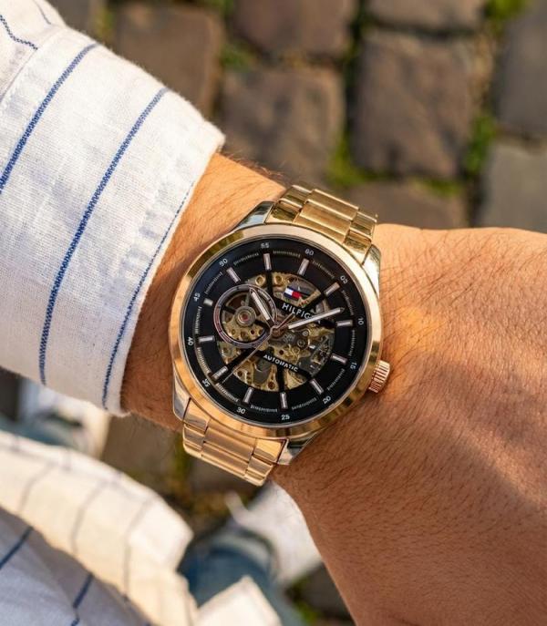 Tommmy Hilfige_r Automatic
