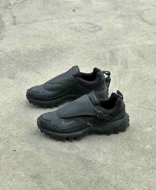 nikee ACG Phassad Black