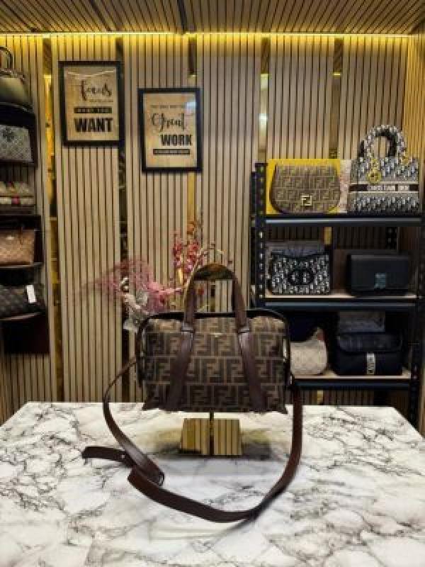 FEND_I LEATHER BOWLING HANDBAG WITH SLING PREMIUM QUALITY WITH DUST BAG (COFFEE BROWN) (V-202221)