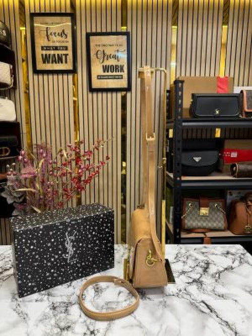(Ysl) Yves Saint Laurent Le Hobo Shoulder Bag With Box And Dust Bag (2428-1 Apricot)