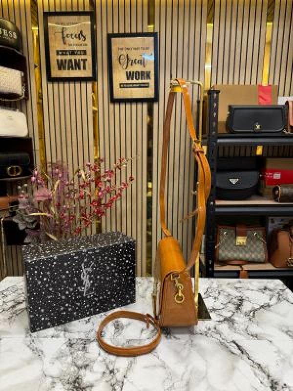 (Ysl) Yves Saint Laurent Le Hobo Shoulder Bag With Box And Dust Bag (V-2428-1) (Brown)