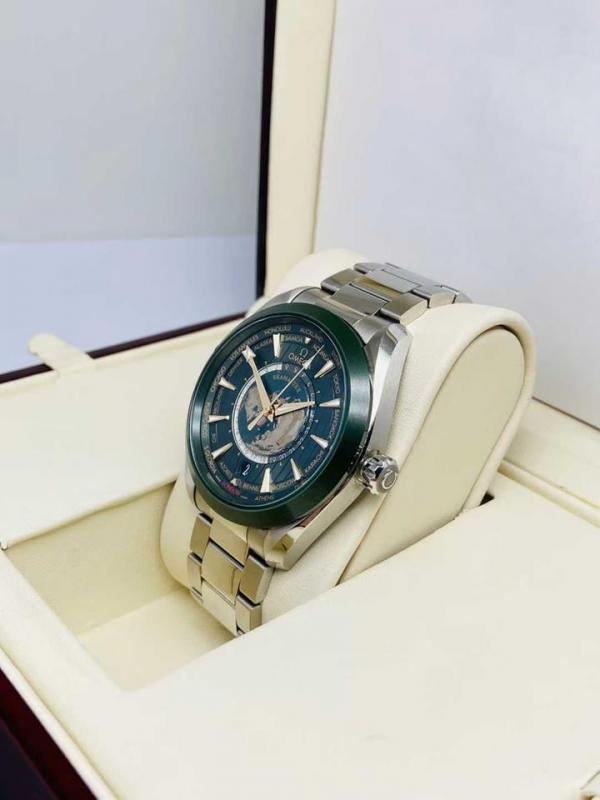 Omegg_a Seamaster Aqua Terra World Time with a green dial
