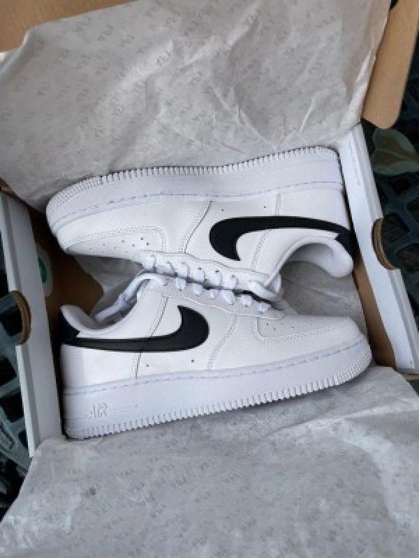 Airforce 1 low white black swoosh 439