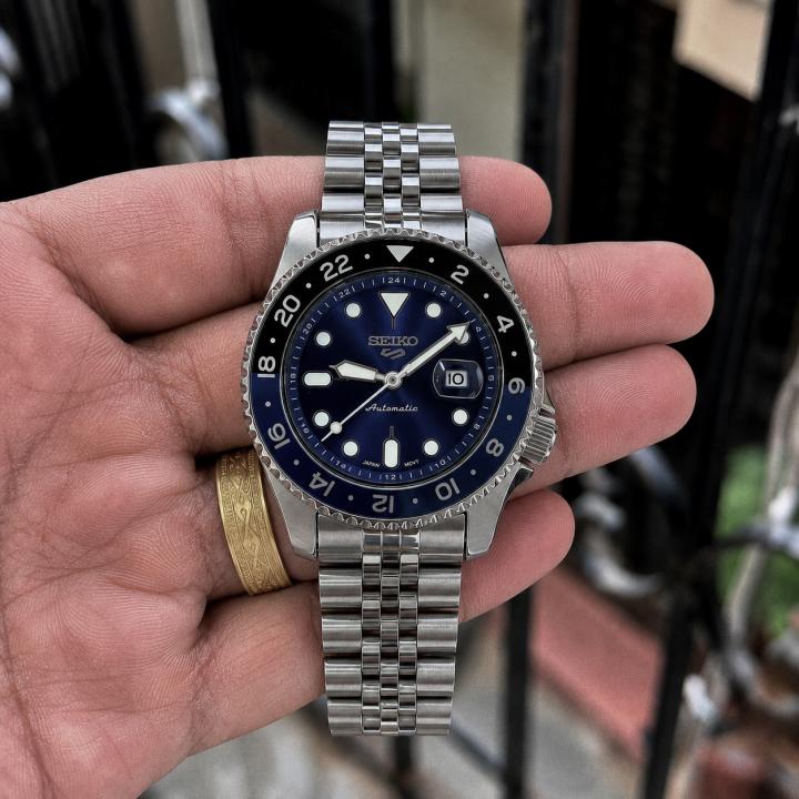 Seiko Sports Quartz Men watch