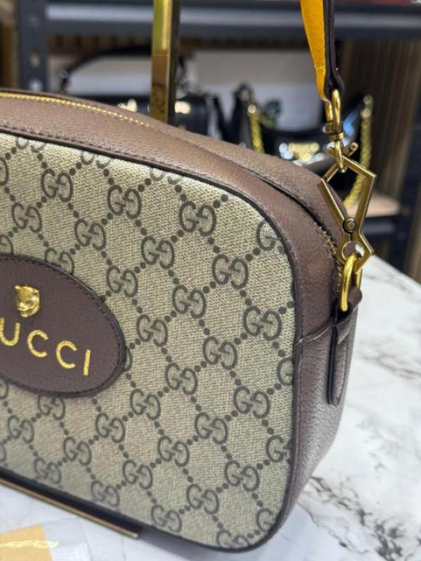 Gucc GG Supreme Neo Tiger Sling Bag With Box And Dust Bag