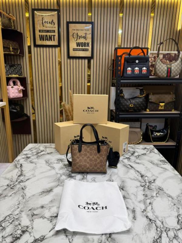 Coac Willow Monogram Canvas Mini Tote Bag With Coin Pouch Including Box And Dust Ba apricot) (5820)