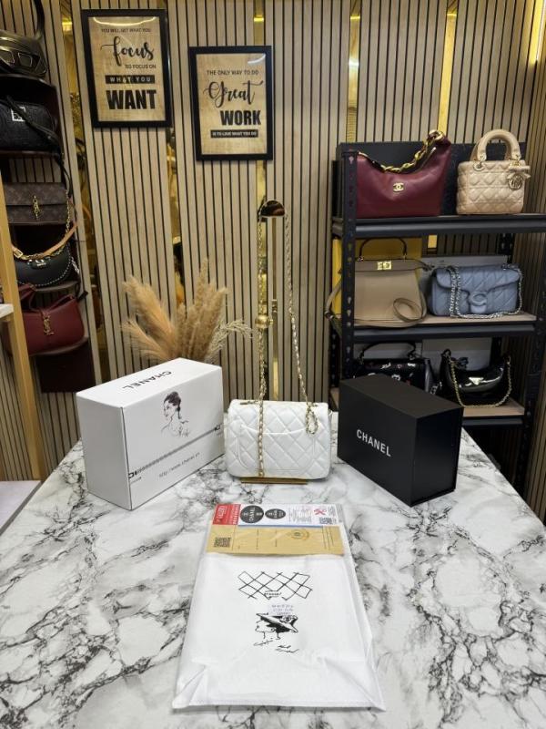 Chane Quilted Classic Flap Mini Bag with Og Double box And Dust Bag (6612-white)