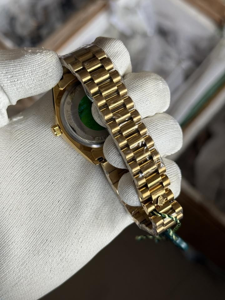 Roleex Arabic Day Date ( 1st Quality Quartz )
