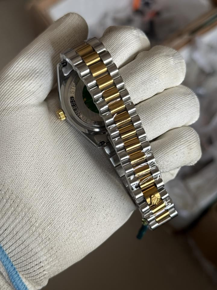 Roleex Arabic Day Date ( 1st Quality Quartz )