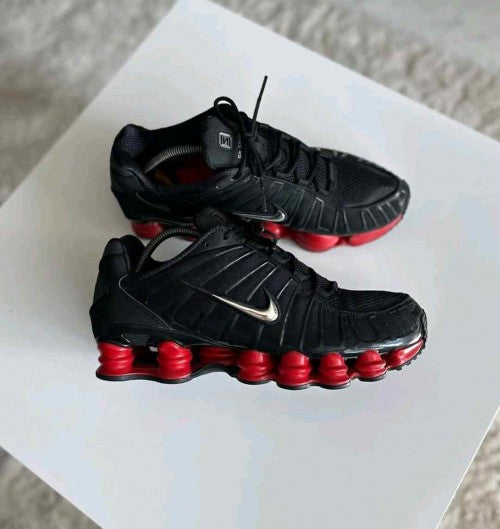 Skepta_X_Nikkee_Shox_TL_Black_Red