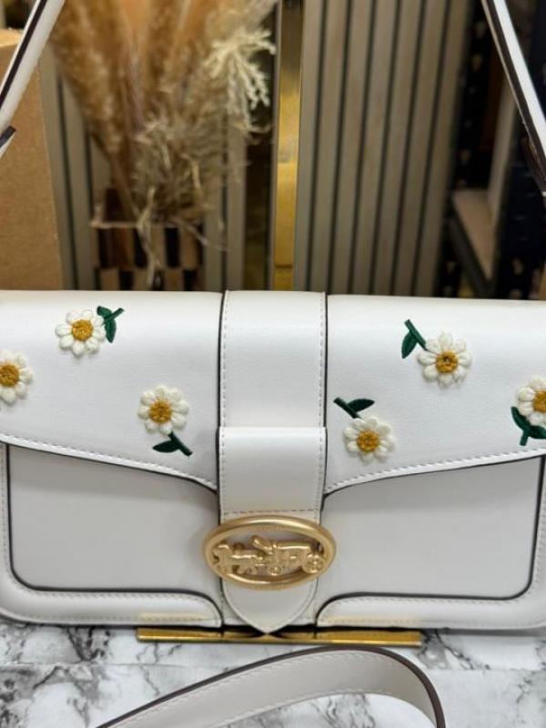 Coac Giorgie Shoulder Bag With Double Box And Dust Bag (Flower-White)